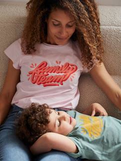 -Camiseta Family Team colección cápsula Vertbaudet y Studio Jonésie de algodón orgánico.
