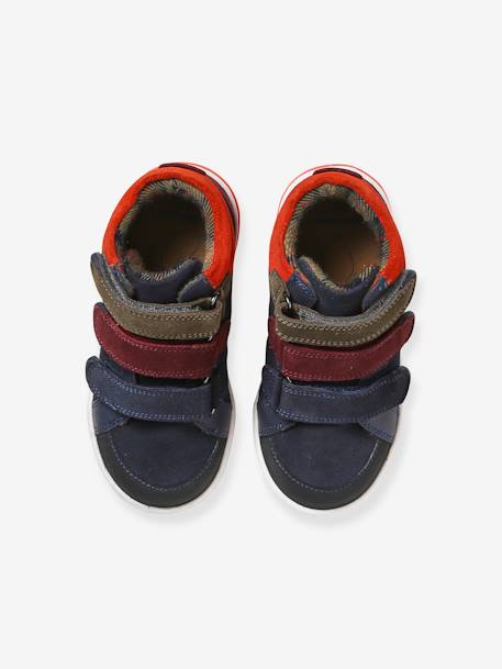 Zapatillas deportivas infantiles de piel y caña alta- Colección de maternidad azul marino 